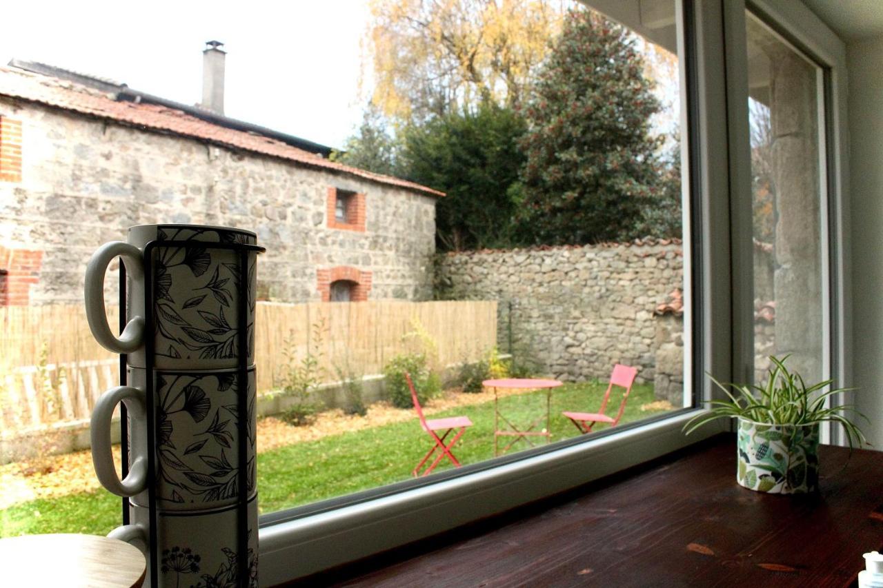 Superbe Appartement Avec Jacuzzi Et Jardin Prive Marlhes Exterior foto